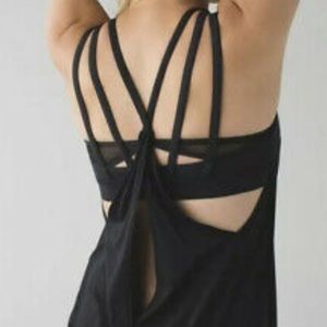 Lululemon black criss-cross racer back tank - size 4